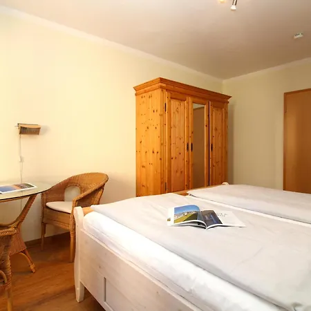 Apartment Feriendomizil Duenengarten 32 Kuehlungsborn